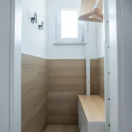 Mari Flat - Posto Auto E Metro - Italywego Apartment Perugia